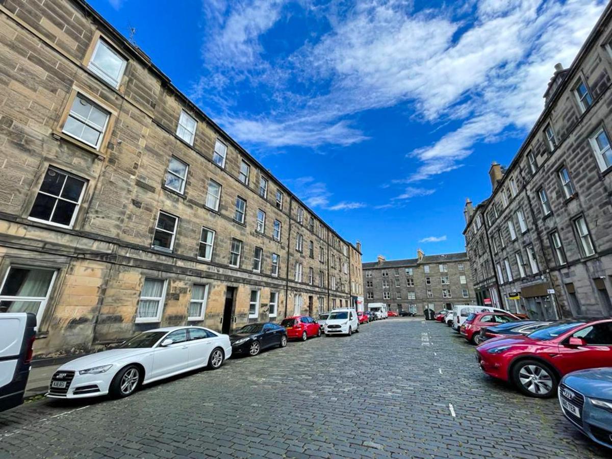 Desirable 2 Bed Apt Near Edinburgh Castle Zewnętrze zdjęcie