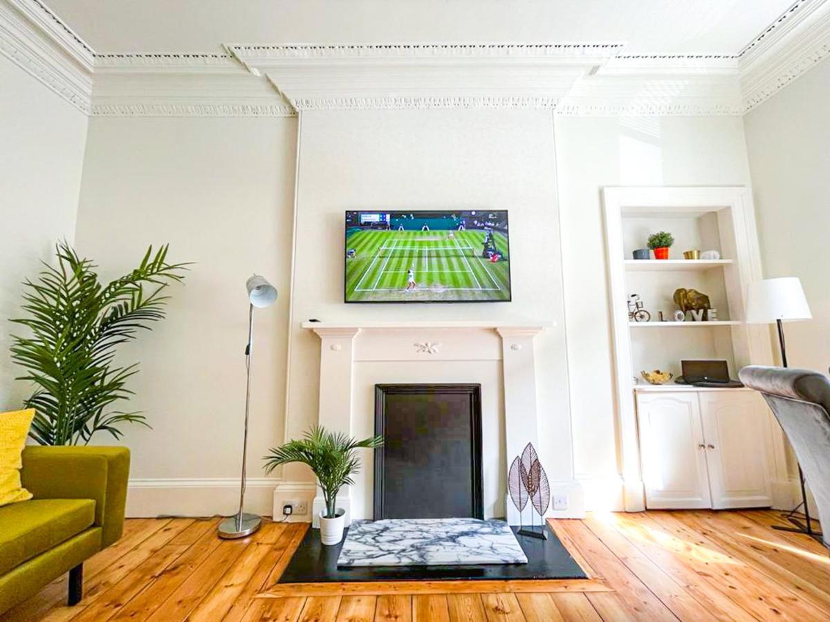 Desirable 2 Bed Apt Near Edinburgh Castle Zewnętrze zdjęcie