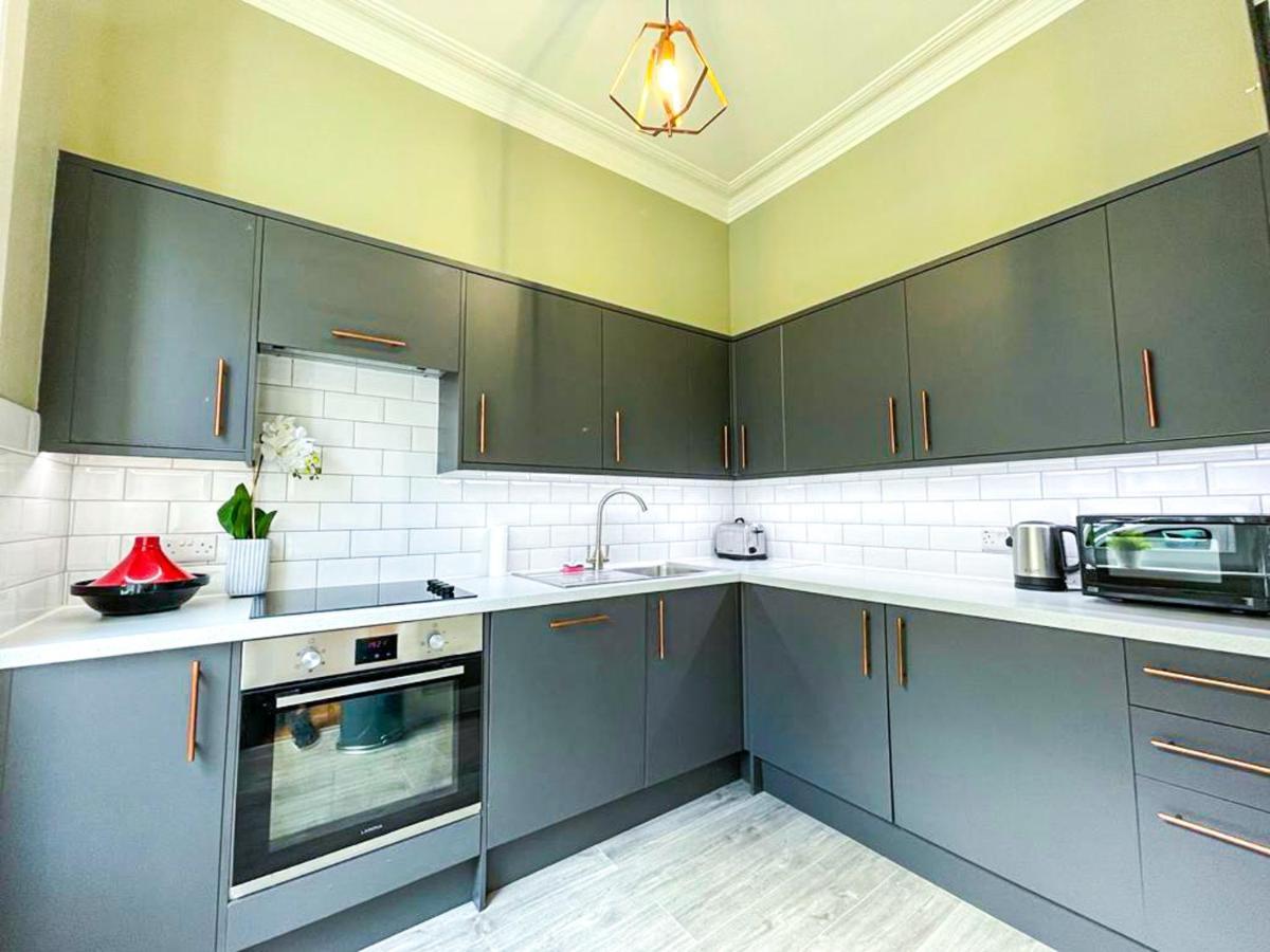 Desirable 2 Bed Apt Near Edinburgh Castle Zewnętrze zdjęcie