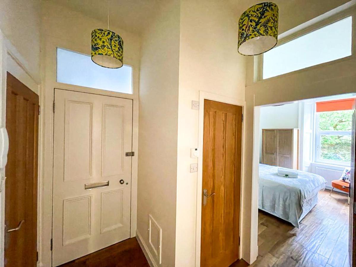 Desirable 2 Bed Apt Near Edinburgh Castle Zewnętrze zdjęcie
